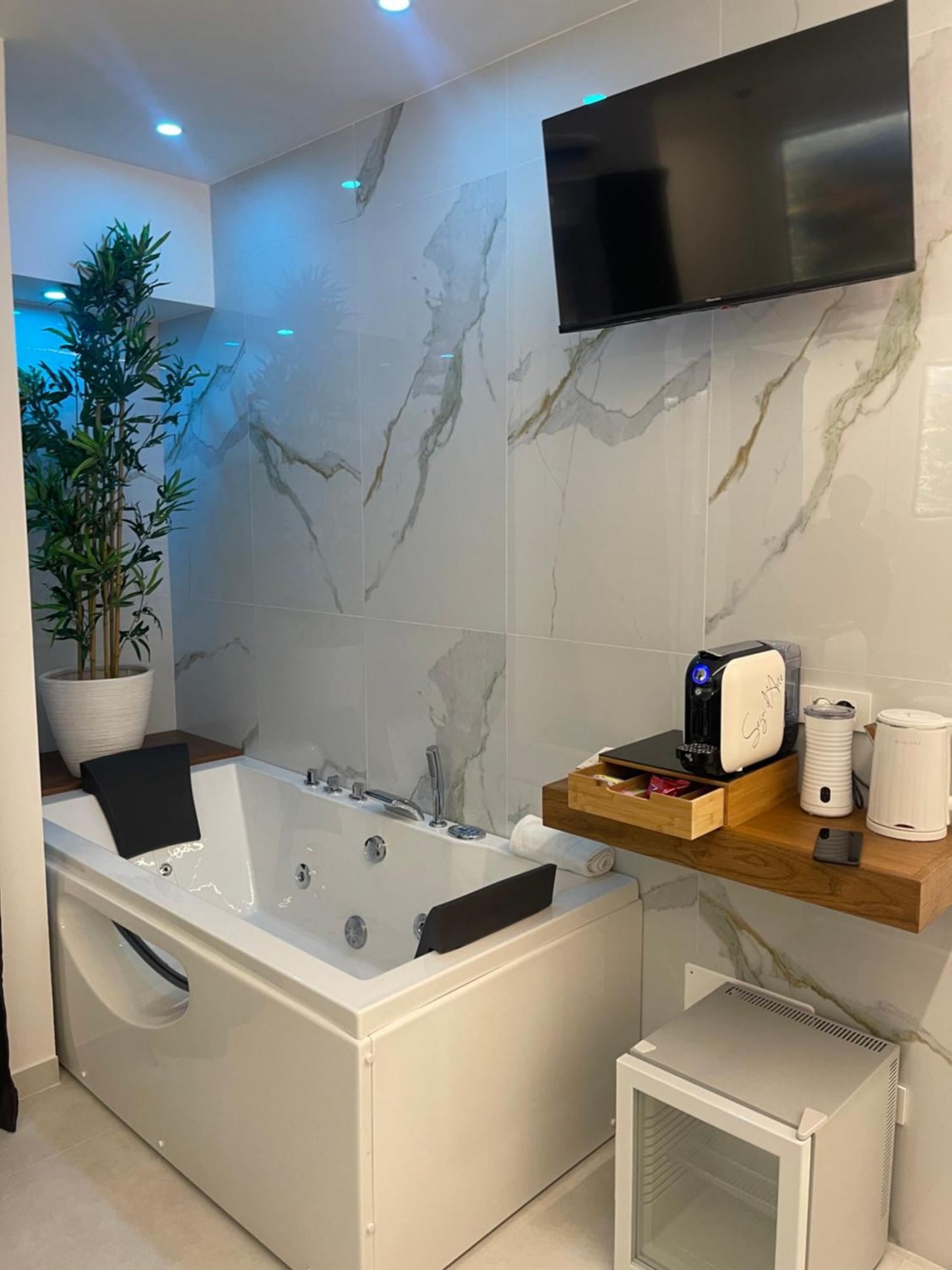 Maridda-Experience Rooms- Джардіні-Наксос Екстер'єр фото